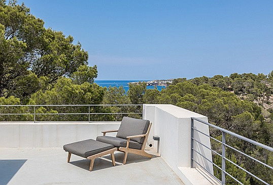  Ibiza
- Mit neuen Regelungen bezüglich effizienter Energienutzung spart Ibiza ab sofort Energie.