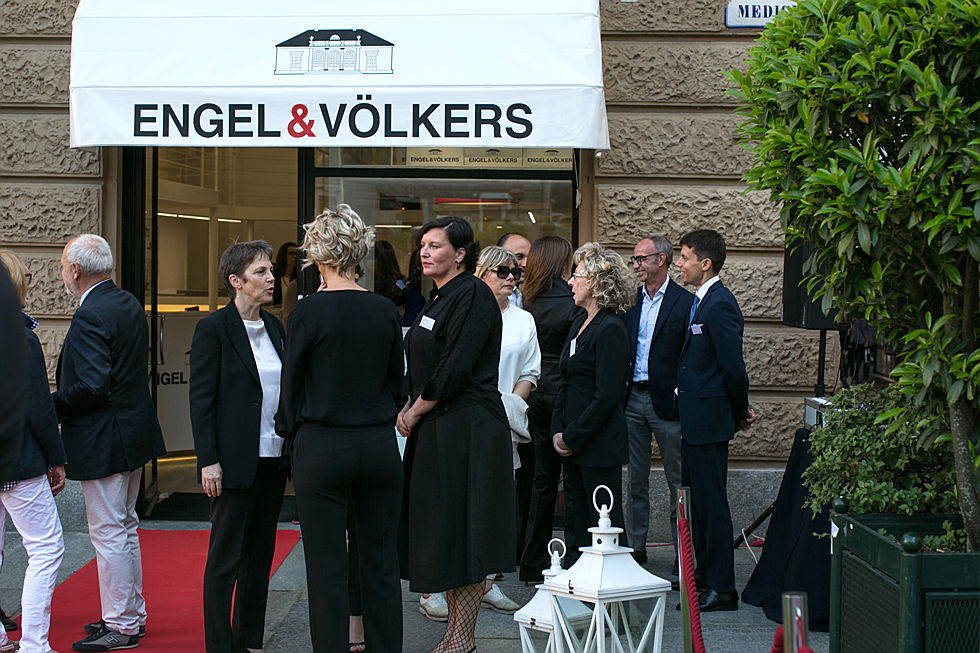  Asti
- Inaugurazione Engel & Völkers Asti-Monferrato3.jpg