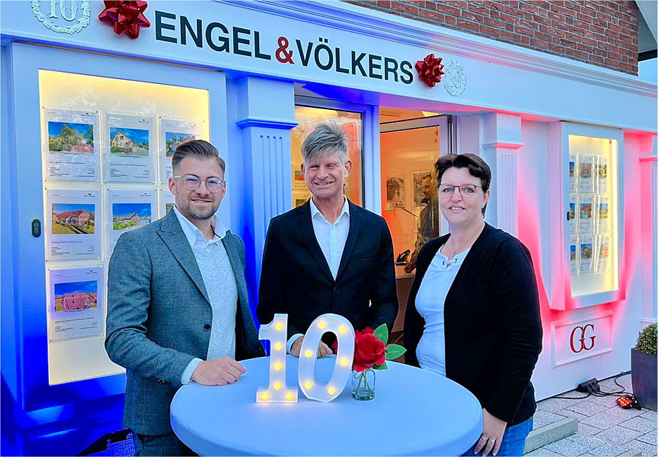  Emden
- Engel & Völkers Norden-Norddeich - Team Fabrice Harr, Andreas Harre & Kathrin Held-Rump