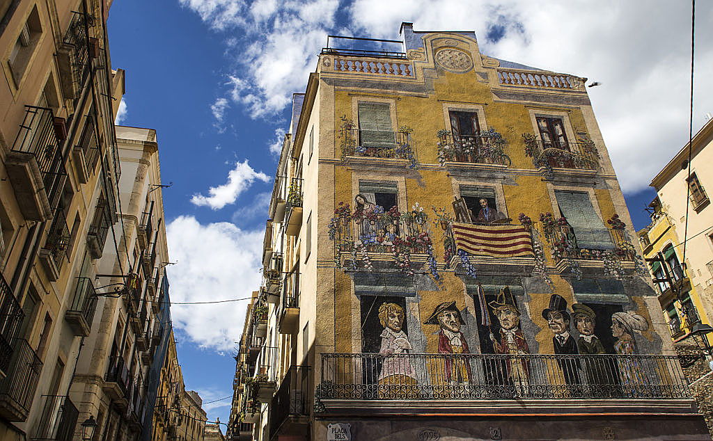  Tarragona
- Plaça dels Sedassos (Manel Antolí – Edipress
