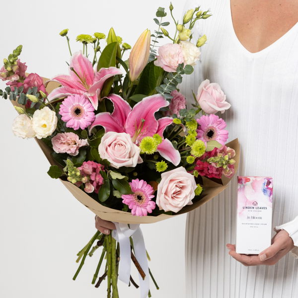 Flowers and Gift_flowers_delivery_interflora_nz