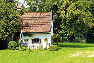  Hildesheim
- Wichtige-Regeln_garden-shed-419266_1920_Manfred-Antranias-Zimmer_Pixabay.jpg