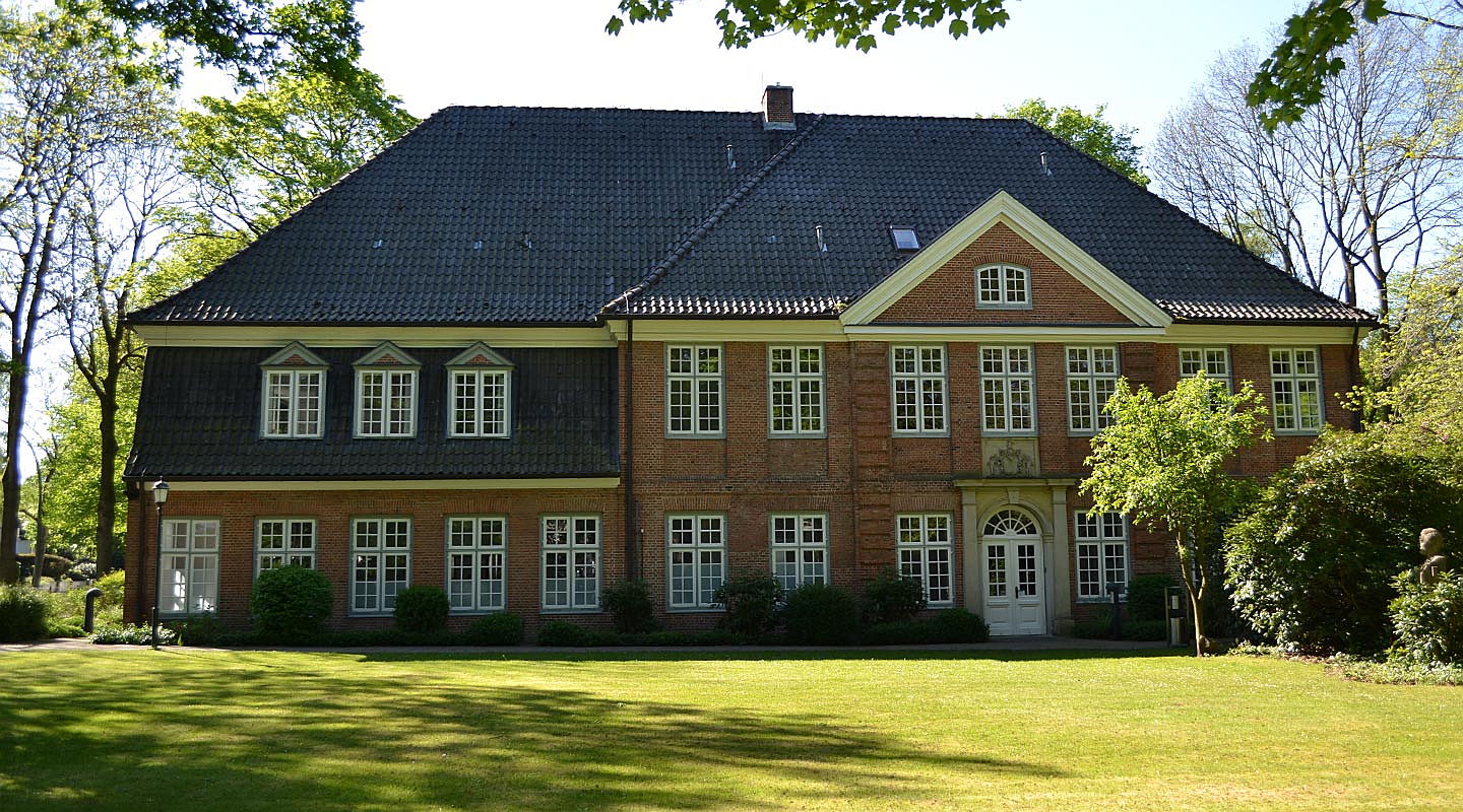  Hamburg
- Mit der Expertise unserer Immobilienmakler finden Sie in Groß Borstel mit Sicherheit das hochwertige Haus, die großzügige Wohnung oder das hübsche Grundstück, das Ihren Immobilientraum wahr macht.