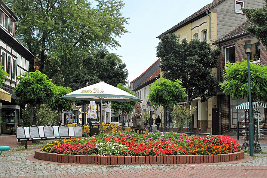  Hildesheim
- Fussgaengerzone in Sarstedt