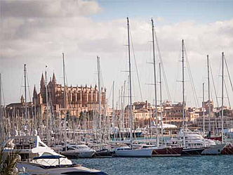  Palma
- Hafen von Mallorca