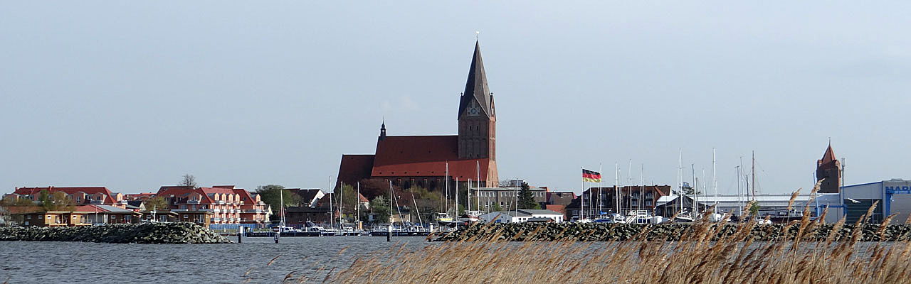  Ostseebad Wustrow
- Barther-Kirche.jpg