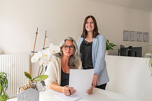  Emden
- Engel & Völkers Wiesmoor - Hilka Siefkes und Sandra Duin