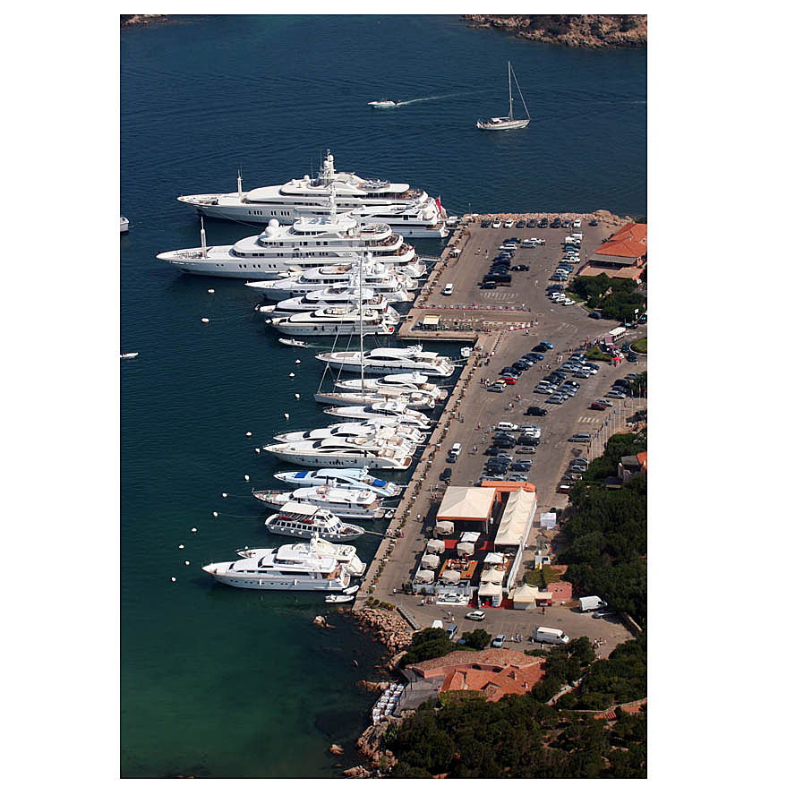  Порто Черво - Сардиния
- Marina Porto Cervo_Porto Vecchio_Luxury yachts.jpg