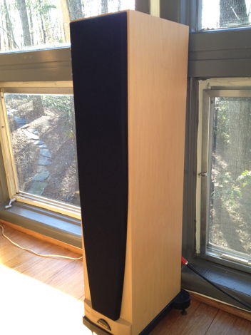 Spendor  S5e Floor-standing speakers Maple