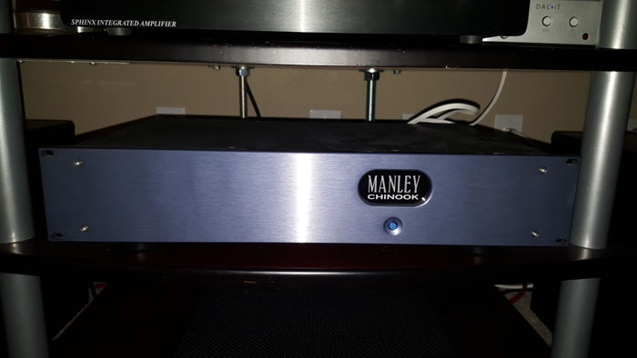 Manley Laboratories Chinook Manley Phono Stage.