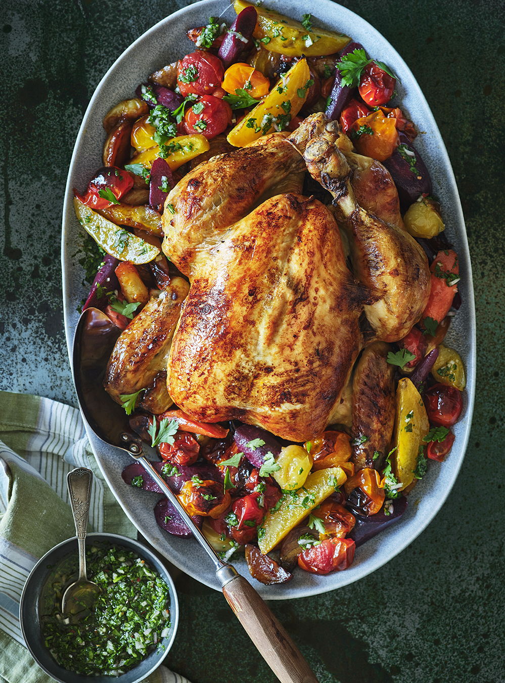 Roast Chicken with Confit Tomatoes, Carrots and Beets | RICARDO