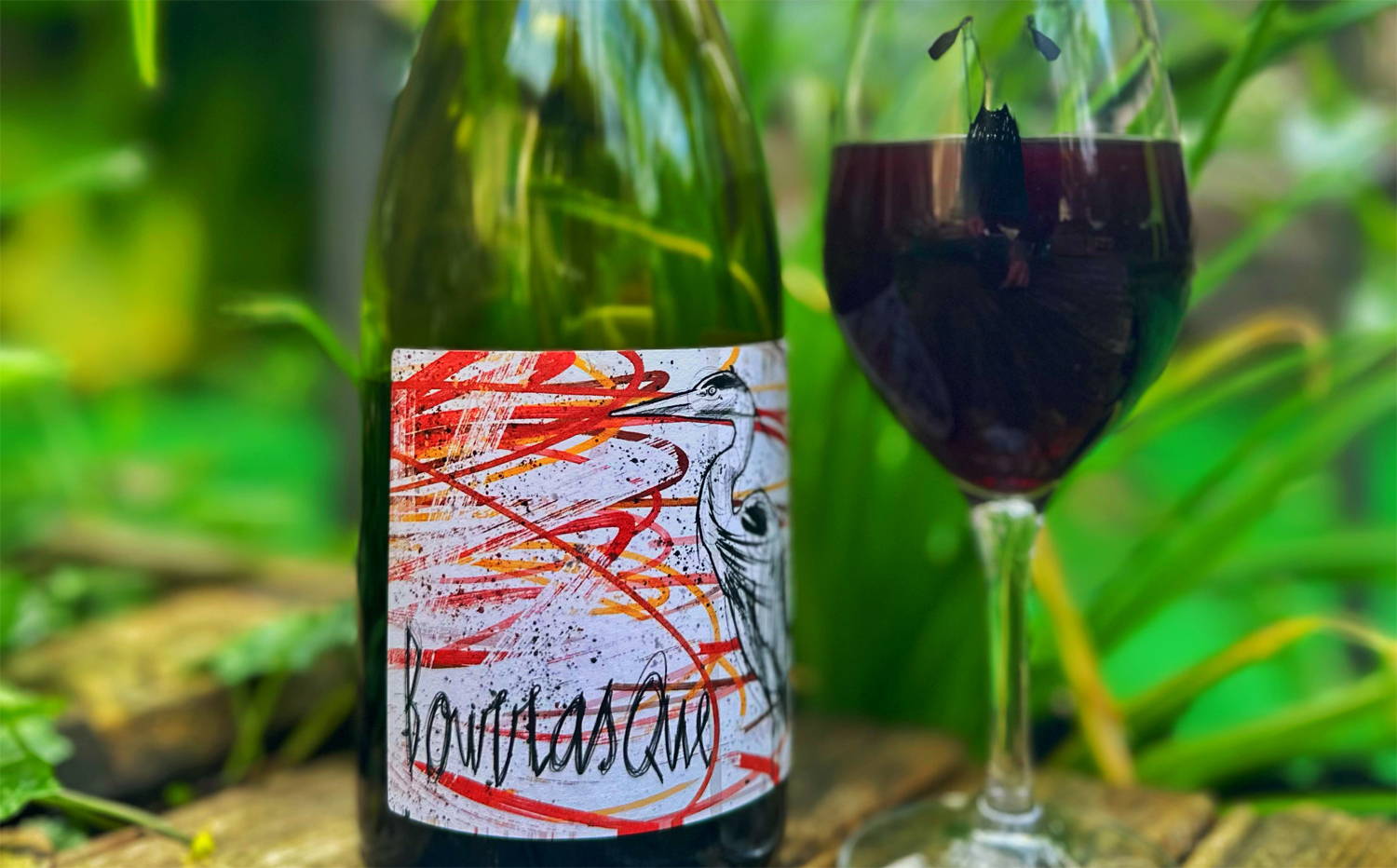 France, vin nature, rawwine, organic wine, vin bio, vin sans intrants, vin sans souffre, vin sans sulfites ajoutés, vin rouge, vin blanc, rouge, blanc, vin propre, vigneron, domaine bio, biodynamie, vigneron nature, vin biodynamique, raizin brut, Quimper, Finistère, Morbihan 