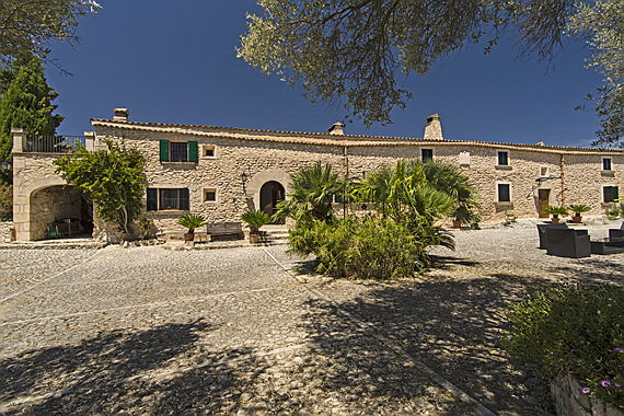  Santa Maria
- Außergewöhnliches Landhaus mit Hotel-Lizenz in Montuiri