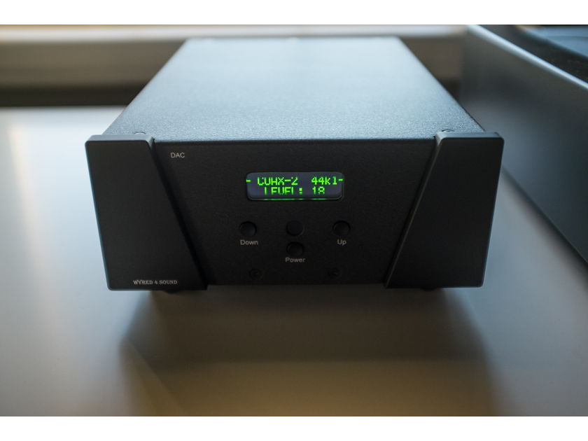 Wyred 4 Sound DAC2 DSD SE TOP of the line DAC With Femto Clock!!!! MINT!