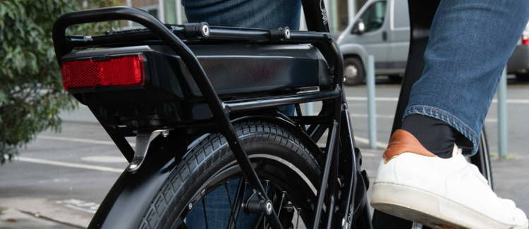 Porte bagage batterie velo electrique deals
