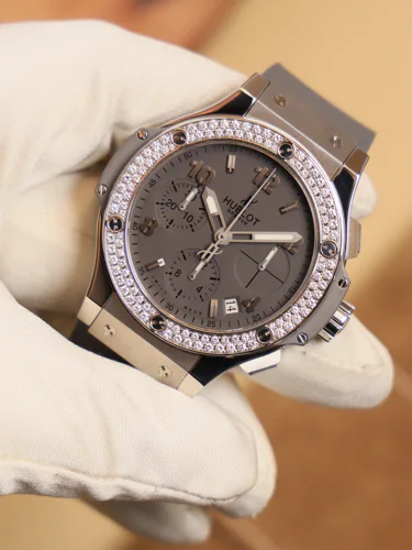 Hublot Big Bang 41 mm Chronograph Earl Grey Diamonds
