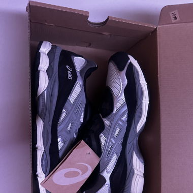 ASICS gel NYC Gray 