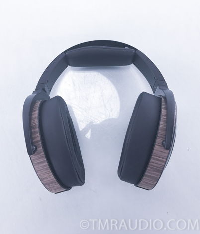 Audeze  EL8 Planar Magnetic Headphones; Black; Open Bac...
