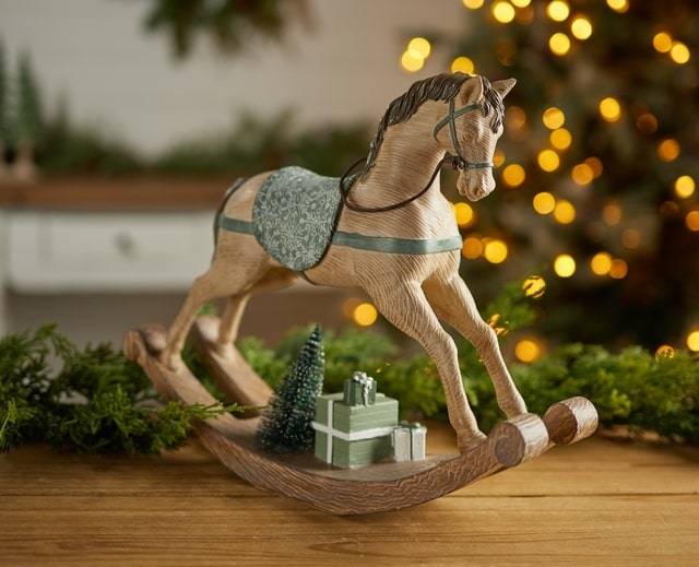 Raz Imports Wooden Sleigh With Winter Natural Arrangement and Pinecone Christmas Home Decor