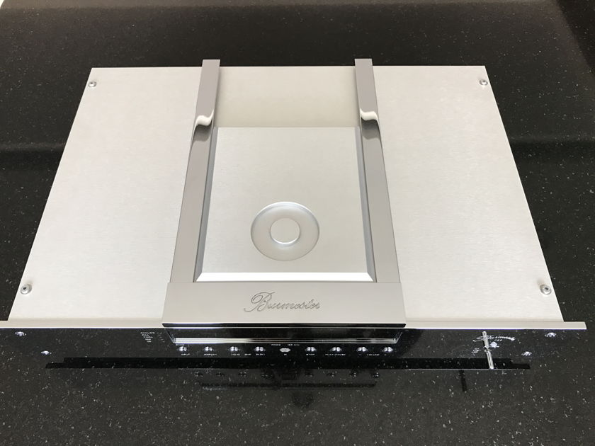 BURMESTER 089 STATE OF THE ART CD PLAYER & PREAMP  WITH 60 STEPS VOLUME CONTROL – (2) DIGITAL INPUTS INPUTS - (1) XLR ANALOG INPUT -  (2) DIGITAL OUTPUTS - MINT.