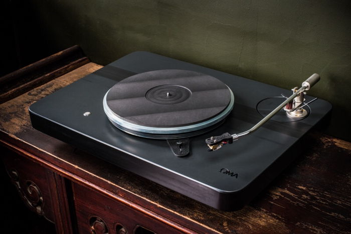 OMA Oswald Mills Audio Anatase turntable Comes with Sch...