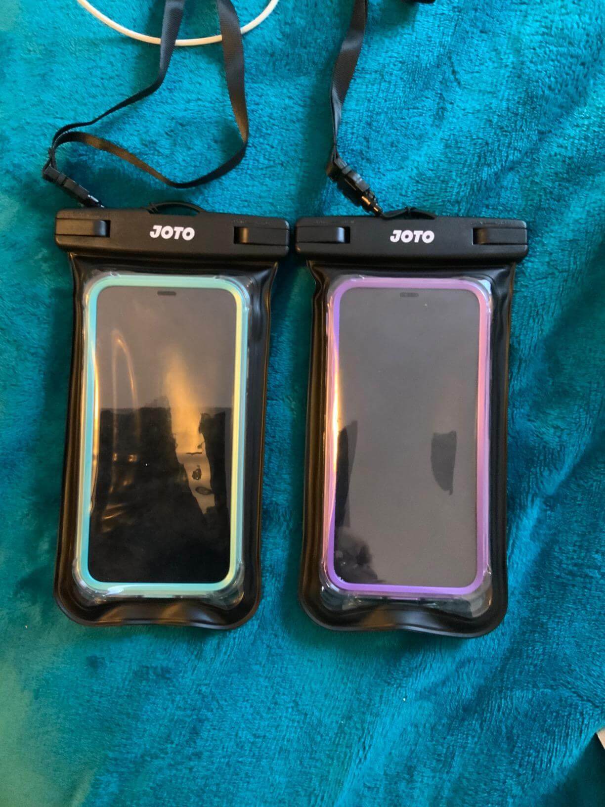 waterproof phone pouch