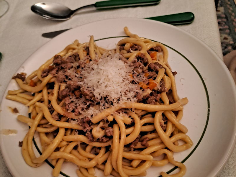 Food experiences Paciano: Umbrian cuisine, a journey through dishes and stories