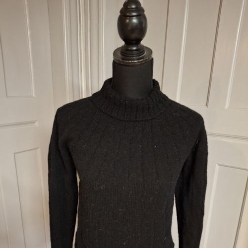 ISOBEL, plain coloured jumper with rustik vertical stripes for ladies - in Shetland wool