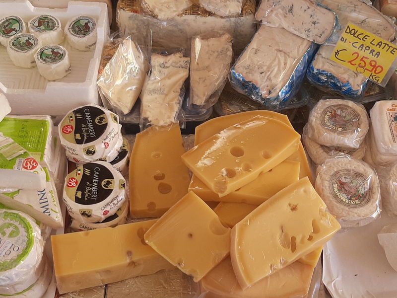 Tours œnogastronomiques Milan: Le marché de l'île