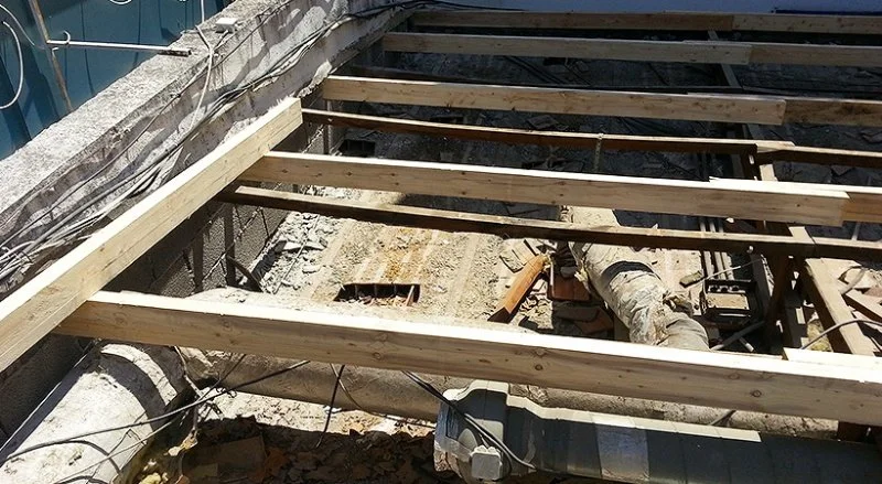 Pose de plaques sous tuiles (PST) sur charpente neuve à Cannes — CEG TOITURE, couvreur à Nice