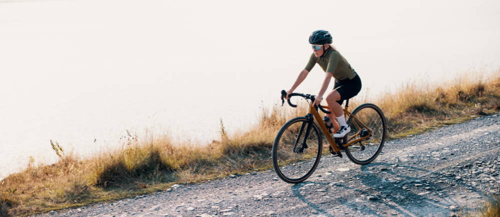 Gravel bike rider on La Pierre electric gravel bike