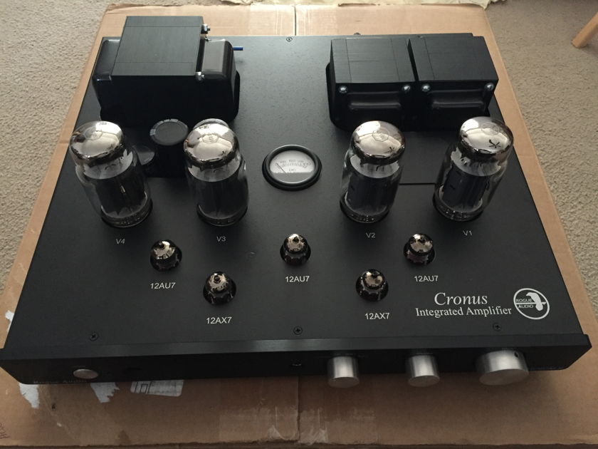 Rogue Audio Cronus Magnum II (Low Hours With optional remote & 1960s RCA 12AU7 & KT120s)