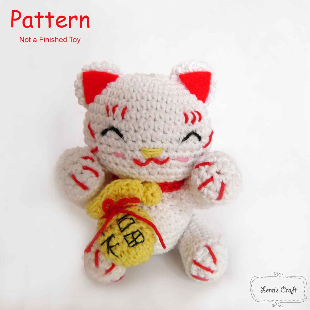Lucky cat amigurumi crochet doll pattern