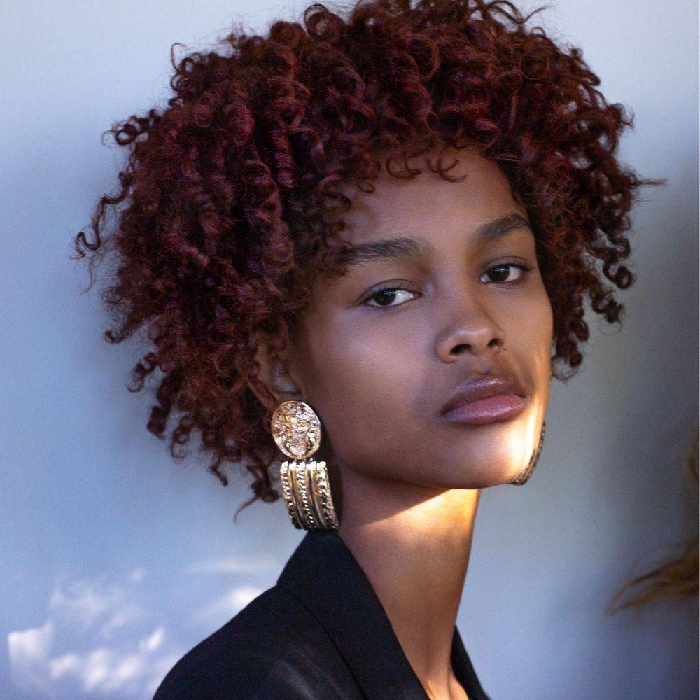 cheveux bouclés techniques