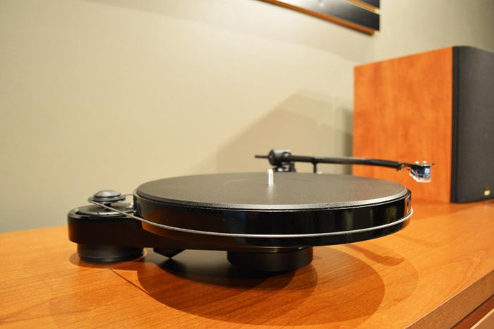 Pro-Ject RPM III Carbon DC - W/ Sumiko Blue Point #2 In...