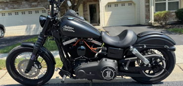 2017 HARLEY-DAVIDSON DYNA STREET BOB motorcycle for rent near Harrisburg, PA