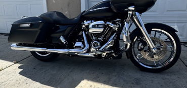 2018 HARLEY-DAVIDSON ROAD GLIDE motorcycle for rent near CITRUS HTS, CA