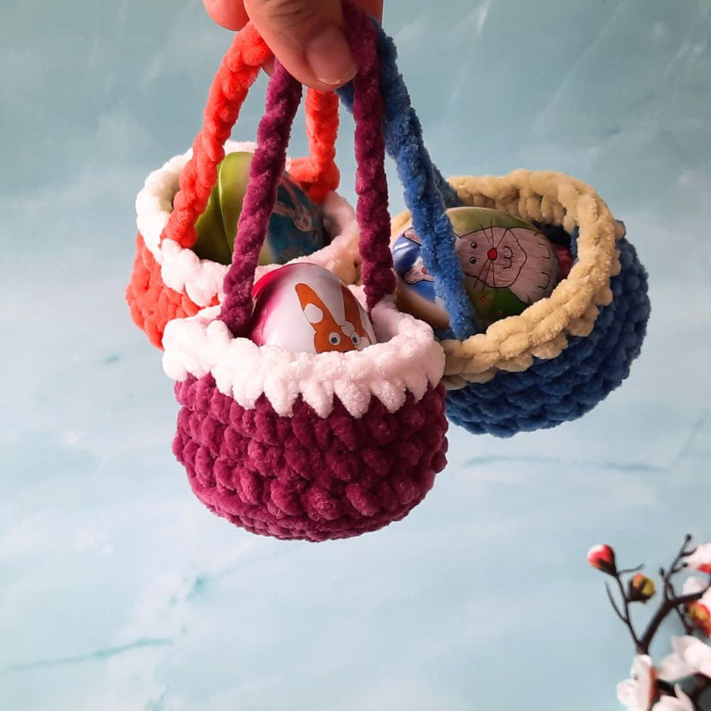 Easy Mini Easter Basket Crochet Pattern