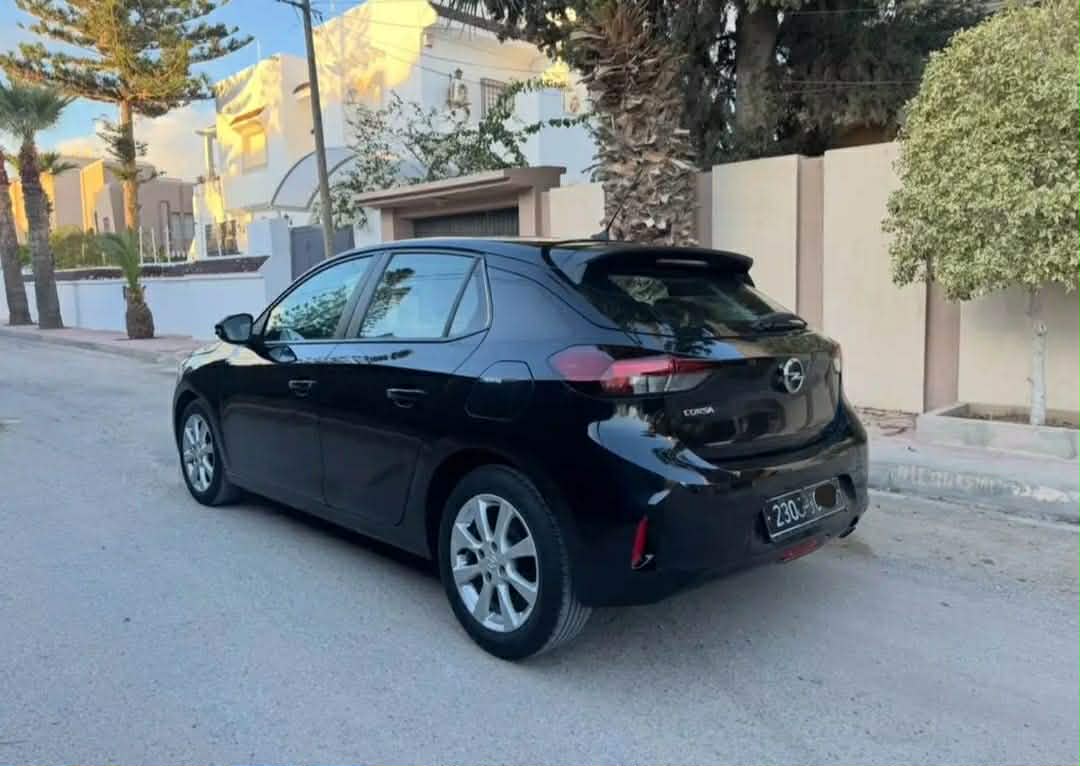 Opel Corsa 2022 - Miniature 2