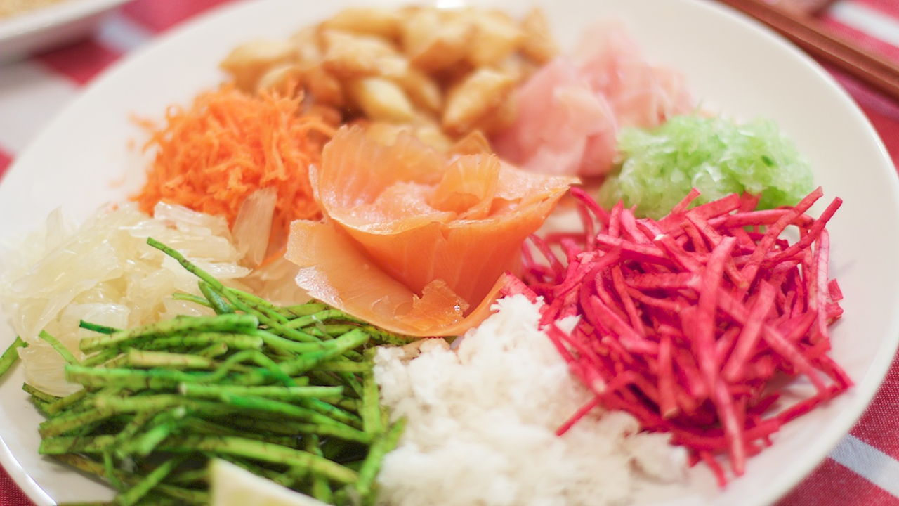 Yu Sheng (Prosperity Raw Fish Salad) - Southeast Asian Recipes - Nyonya ...