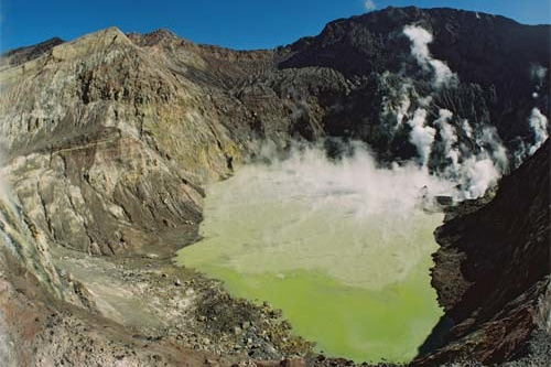 14. Экскурсия (полет-посадка) в кратер действующего вулкана. Роторуа.