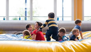 kidsplanet dresden hüpfkissen