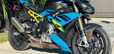 2025 BMW S 1000 R motorcycle for rent near Pasadena, CA