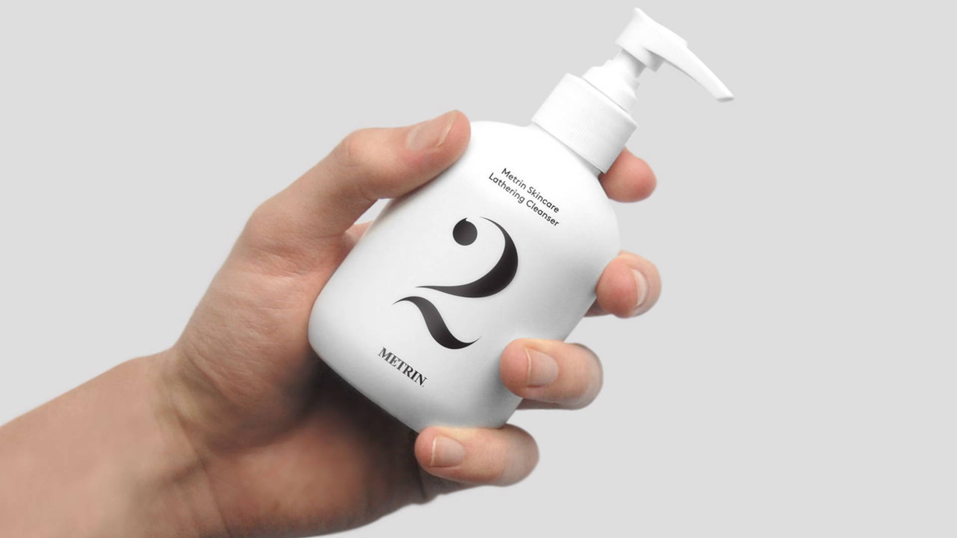 Featured image for Metrin's Beautiful Minimalistic Skincare Packaging