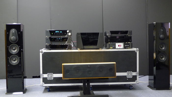 California Audio Labs SSP-2500 & MCA-2500 & DVD-2500 ne...