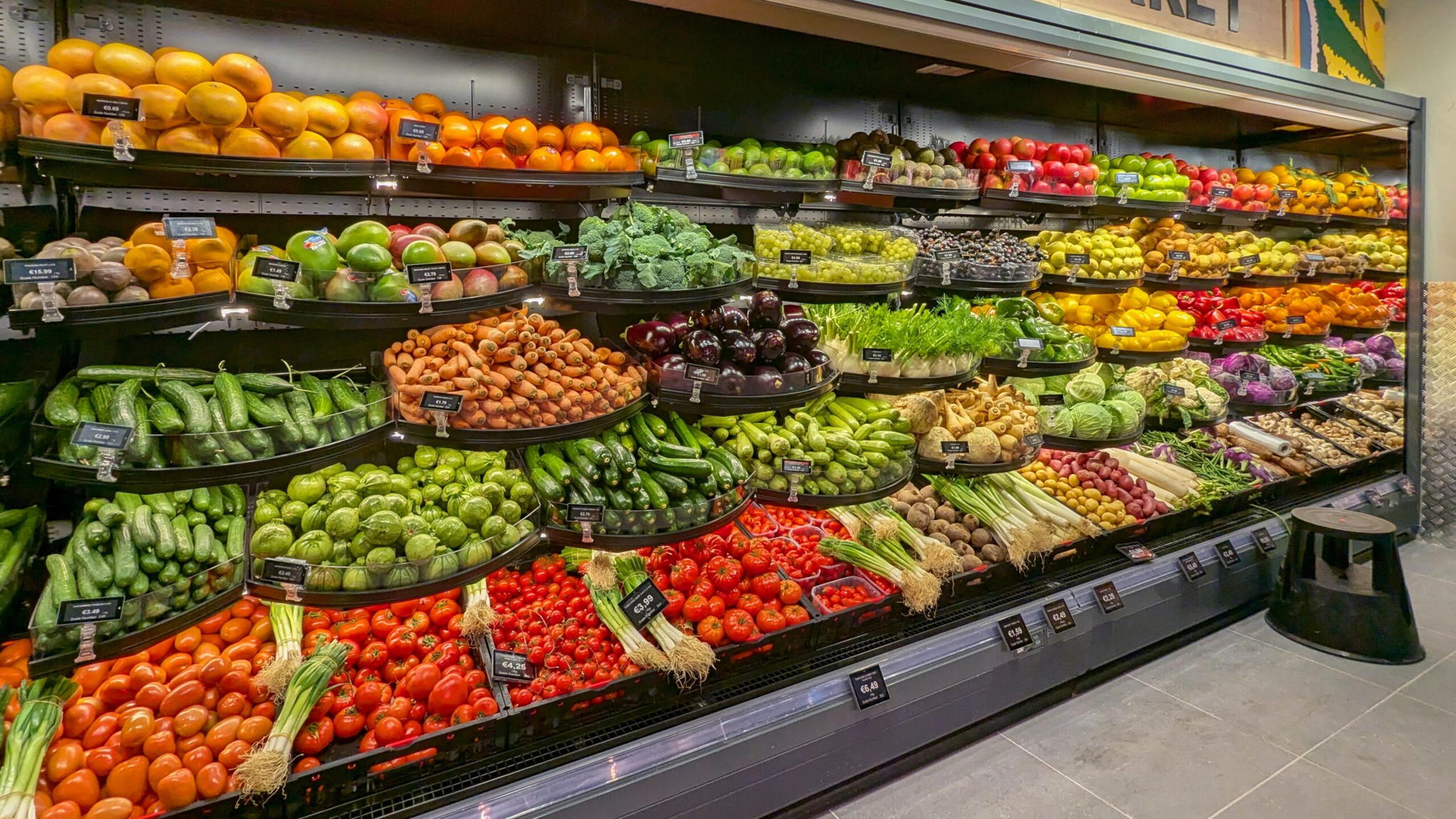 Mobilising Facilities Management Across 55 Hypermarket and Supermarket Sites