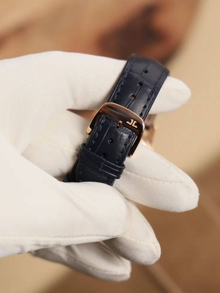 Jaeger-LeCoultre Master Ultra Thin Rose Gold Blue Dial Limited Edition, image 4 Jaeger-LeCoultre Master Ultra Thin Rose Gold Blue Dial Limited Edition, image 4