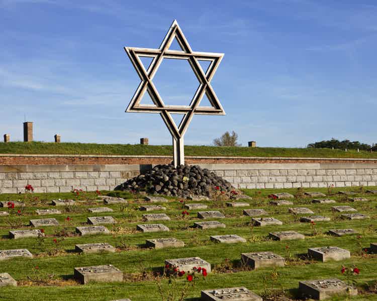 From Prague: Terezín Monument Trip w/ Tickets & Pickup - photo 6