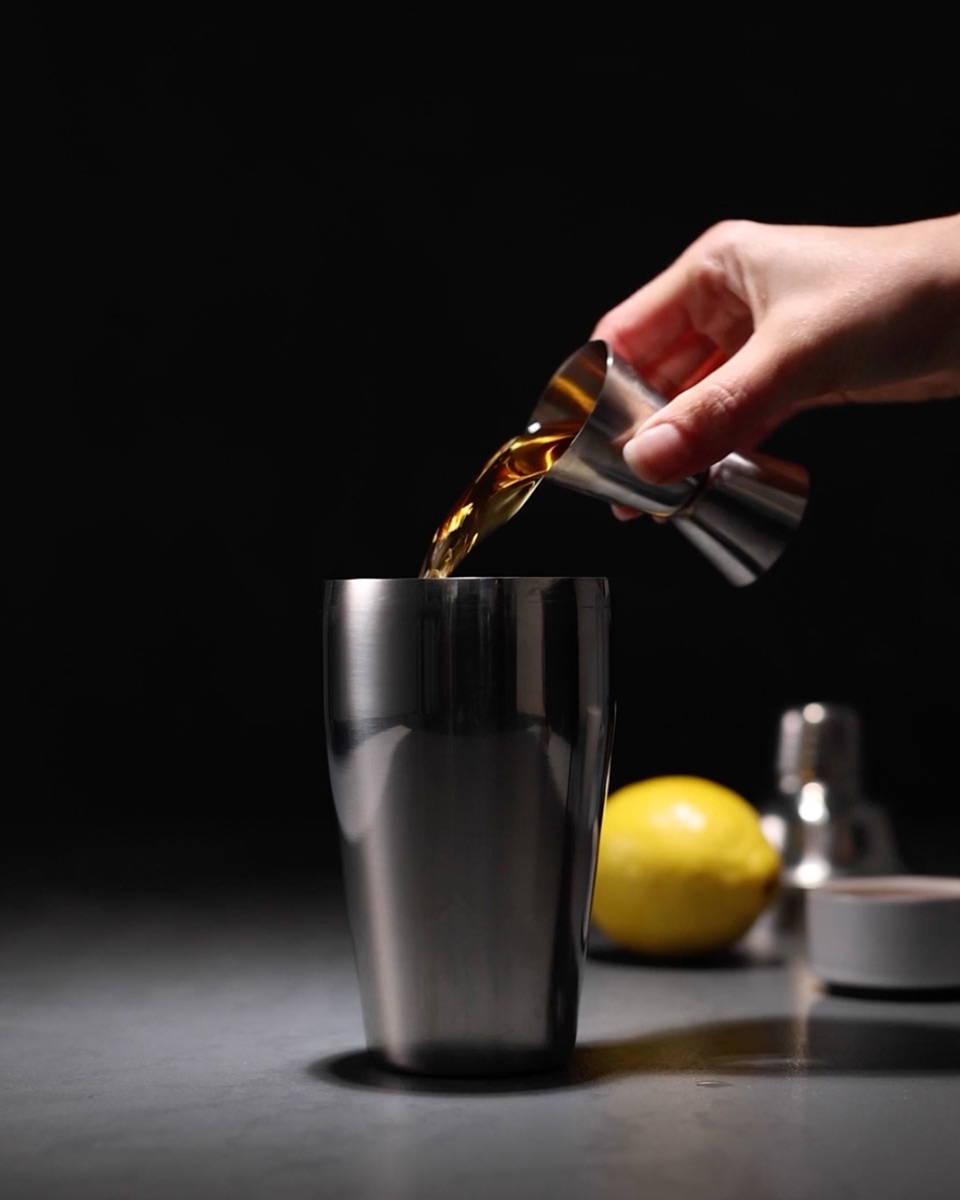 Liquid Gold Cocktail Recipe | Minimax