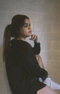 Lenka Malaise
